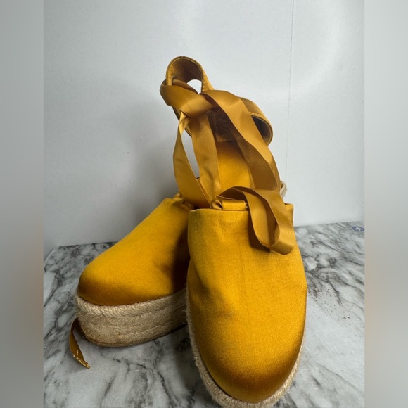 TORY BURCH Yellow Espadrille Wedges with Ankle Wrap - Picture 5 of 14